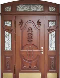 Парадная входная группа с остеклением, ковкой, отбойниками и панелями МДФ с резьбой